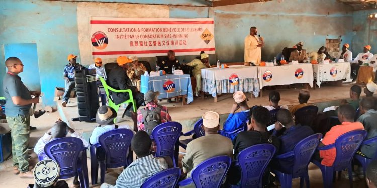 Boké: Le Consortium SMB-Winning forme 200 éleveurs de Dabiss, Kolaboui et Malapouya sur les techniques de fabrication du bloc multi-nutritionnel (BMN)