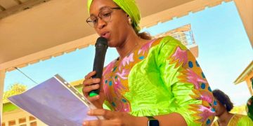 Célébration des droits des femmes à Wendou M&rsquo;Bour: Les femmes de la société AMC-G offrent des kits hygiéniques à 50 filles et trousses de toilette pour bébé aux femmes nourrisses