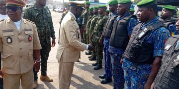 Coyah : le Gouverneur de Kindia mobilise autour du règlement des conflits domaniaux