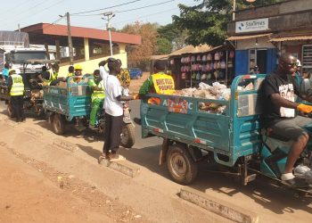 Boké-Vers les législatives et communales : La Plate-forme du Mouvement citoyen > en tournée de sensibilisation des citoyens pour la paix