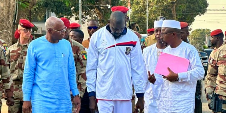 Mamadi Doumbouya et Mohamed Lamine Sy Savané : quand le sport et la vision urbaine placent le respect au cœur de l’action publique