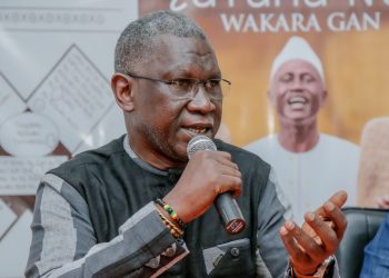 Culture et identité : Ahmed Kanté salue l’œuvre du Pr Mohamed Ben Bangoura sur le Korésébél