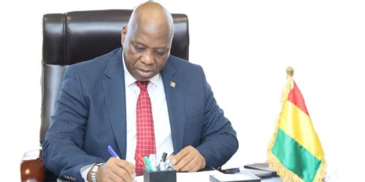 Il a transformé les sanctions en sacrément : Ministre Dr Morissanda Kouyaté, l’homme par qui la Guinée est revenue au monde.