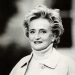 Décès de Bernadette Chirac : le président français rend un vibrant hommage à une « grande dame de cœur »