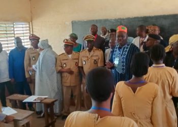 KINDIA : LE GOUVERNEUR MAMADOU CAMARA LANCE OFFICIELLEMENT LES ÉPREUVES DU BEPC SESSION 2026