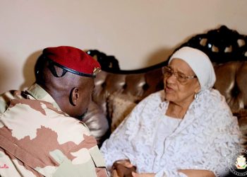 Hommage à Hadja Andrée Touré : l’incarnation de la dignité guinéenne  (Par Boubacar Yacine Diallo)