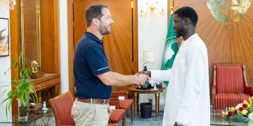 Sénégal : Bassirou Diomaye Faye reçoit l’astronaute Thomas Pesquet et réaffirme l’ambition scientifique du pays