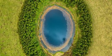 GÉOLOGIE ET ALIMENTATION : QUAND LE SOL RACONTE L’HISTOIRE DE CE QUE NOUS MANGEONS
