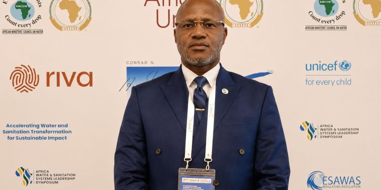 Le DG de la SEG Algassimou Dioubaté représente la Guinée au Symposium africain sur l’eau et l’assainissement à Kigali