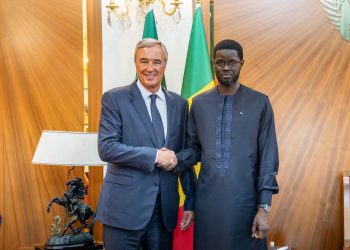 PROJET PORTUAIRE JAMBAR : LE PRÉSIDENT BASSIROU DIOMAYE FAYE S’ENTRETIENT AVEC L’INVESTISSEUR JEAN-FRÉDÉRIC BRION