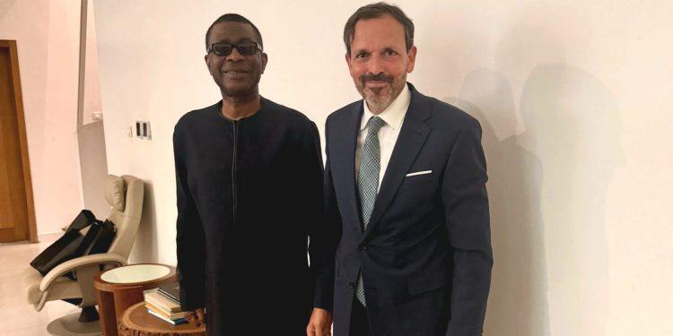 Allemagne–Sénégal : une rencontre entre l’ambassadeur et la légende Youssou Ndour